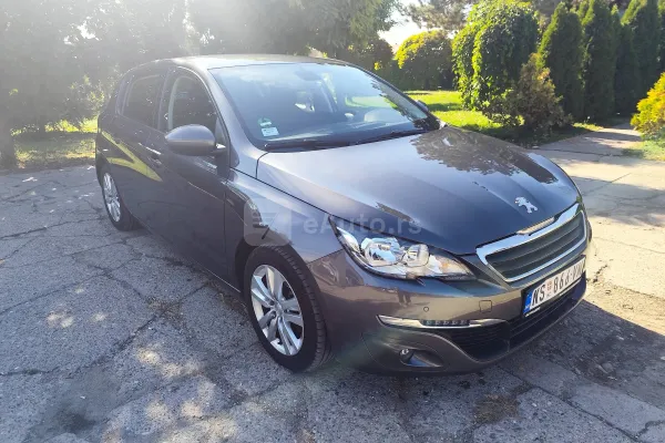 Peugeot 308 2017 - 120.000 km, PETROL, 6.000 EUR, Novi Sad (Novi Sad) - 21000 - automobil na eAuto auto placu